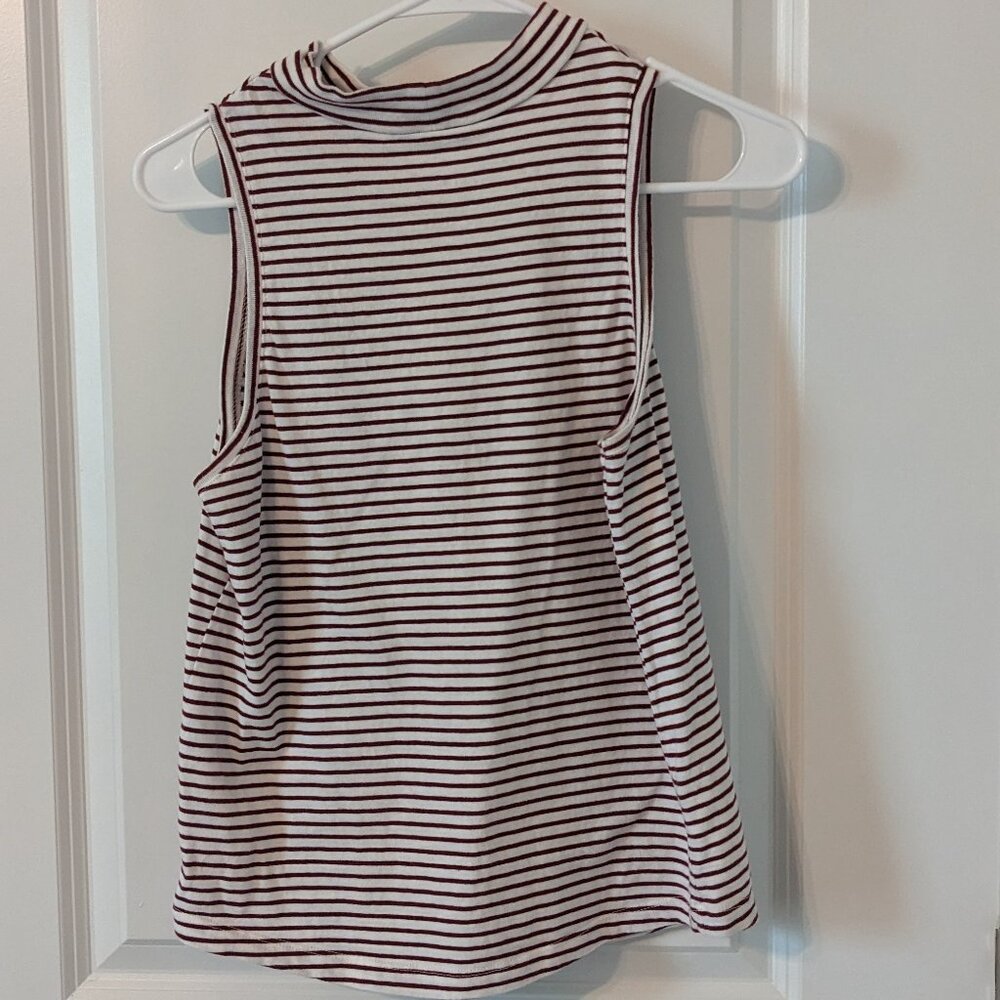 Universal Thread Red & White Striped Mock Neck Tank Top - Size Small - Picture 3 of 3